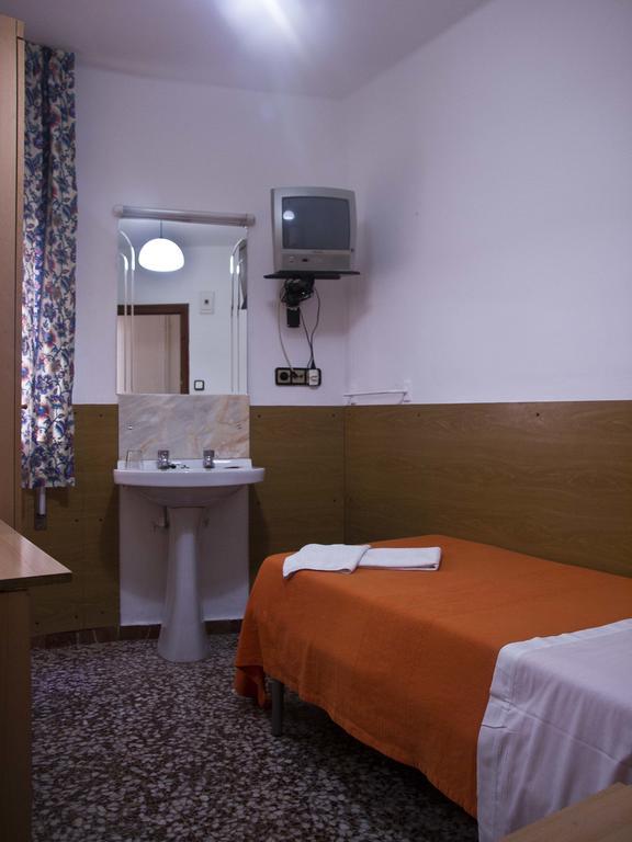 Hostal Lizana Huesca Pokoj fotografie
