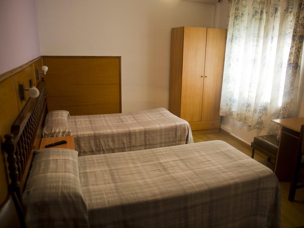 Hostal Lizana Huesca Pokoj fotografie