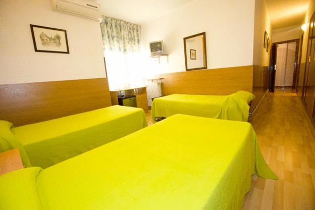 Hostal Lizana Huesca Exteriér fotografie